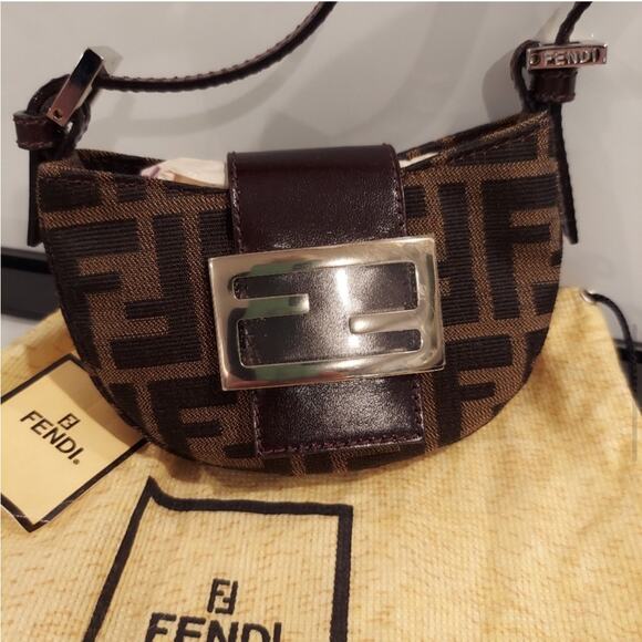 Fendi Vintage Mini Zucca croissant purse w/ dust bag - Picture 2 of 6